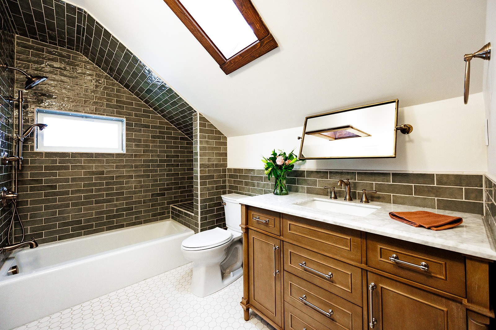 Matthews Modern Bath